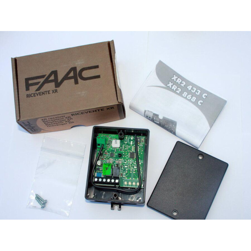 Внешний универсальный 4-х канальный приемник FAAC XR4 868 МГц